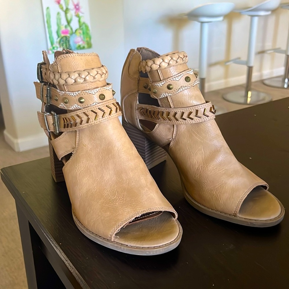 Sugar Tan Open Toed Booties